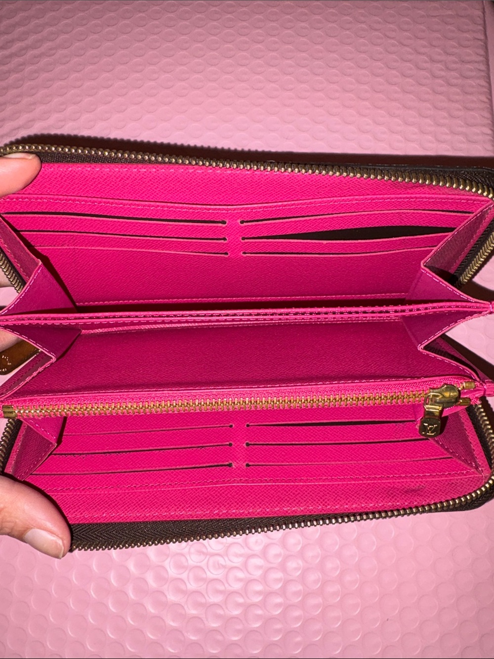 Louis vuitton Love Lock zip continental large wallet! - Picture 3 of 7